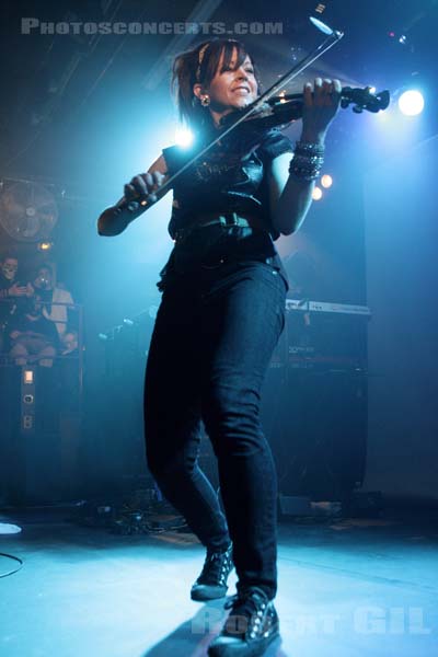 LINDSEY STIRLING - 2013-01-18 - PARIS - La Maroquinerie - 